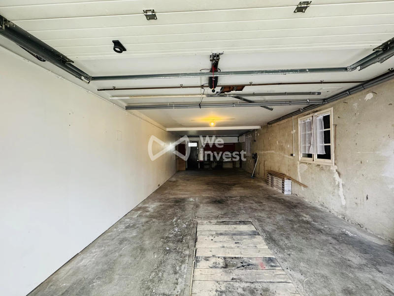 Maison - 205 m² - 7 pièces