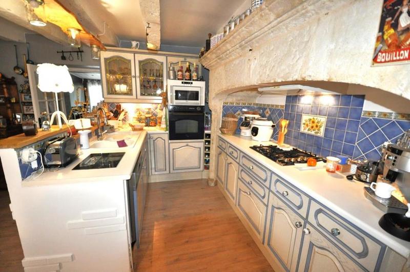 Propriété - 400 m² - 7 pièces