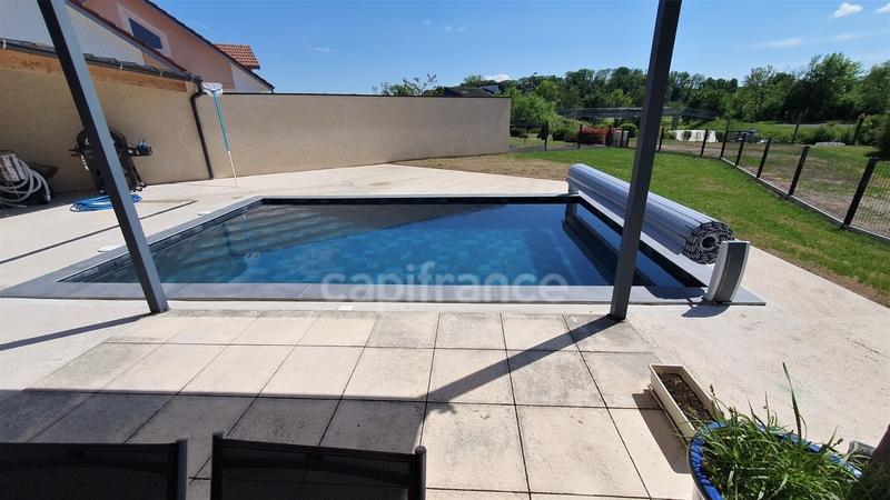 Maison - 107 m² - 5 pièces