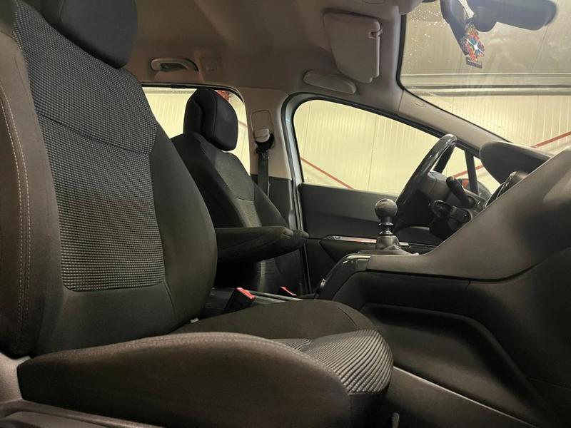 Peugeot 5008 1.6 HDi 16v Fap 110 cv