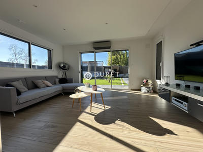 Maison - 178 m² - 9 pièces