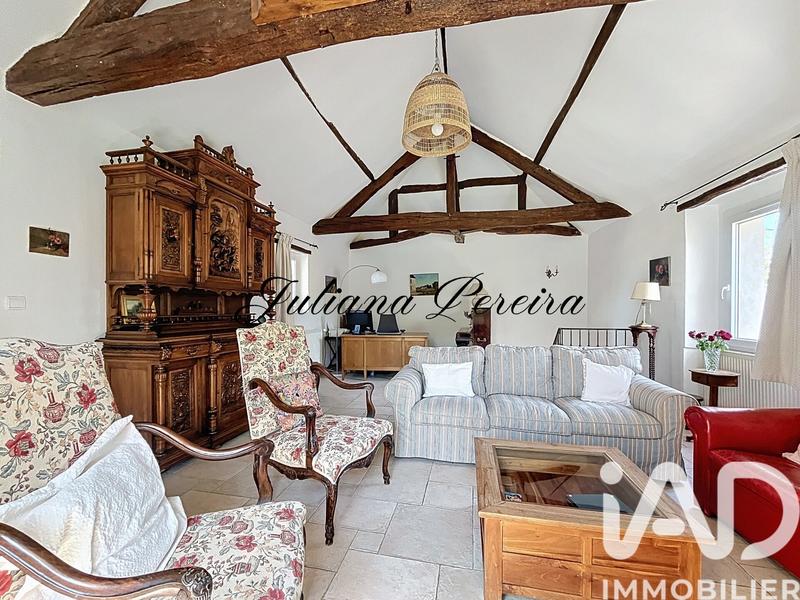 Maison - 205 m² - 9 pièces