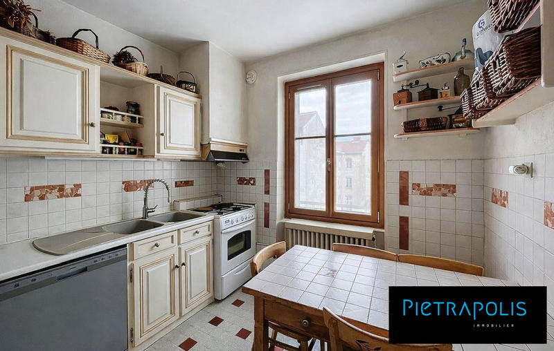 Appartement - 91 m² - 4 pièces