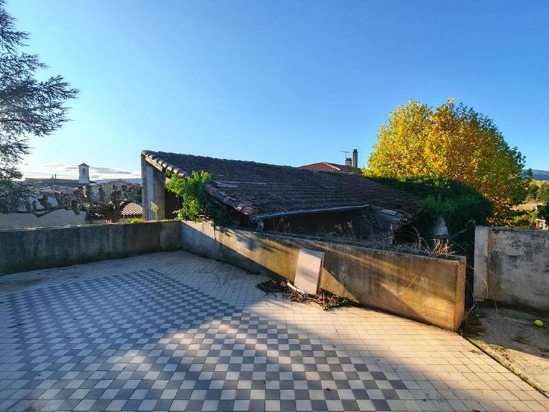 Maison en pierre - 196 m² - 9 pièces