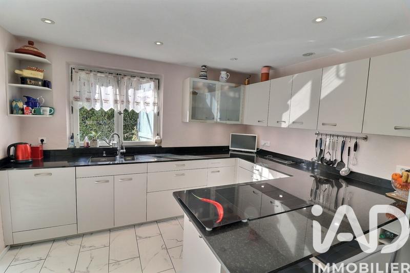 Maison - 187 m² - 5 pièces