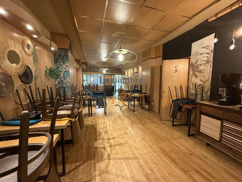 Appartement - 100 m² - 1 pièce