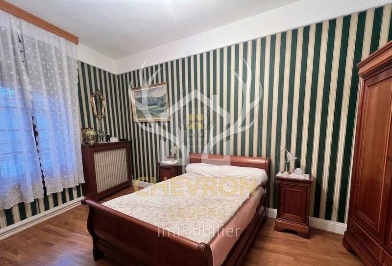 Maison - 147 m² - 7 pièces