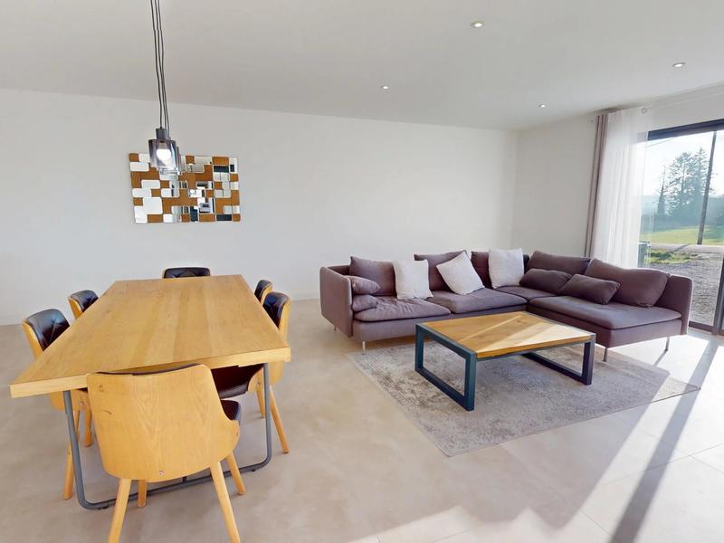 Maison - 146 m² - 6 pièces