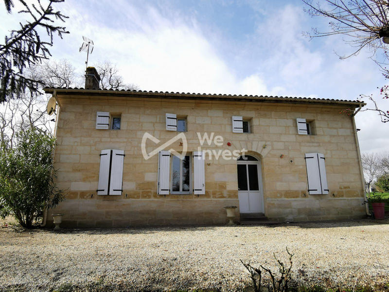 Maison - 200 m² - 6 pièces