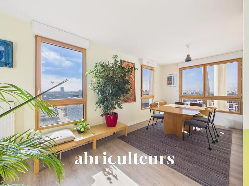 Appartement - 105 m² - 5 pièces