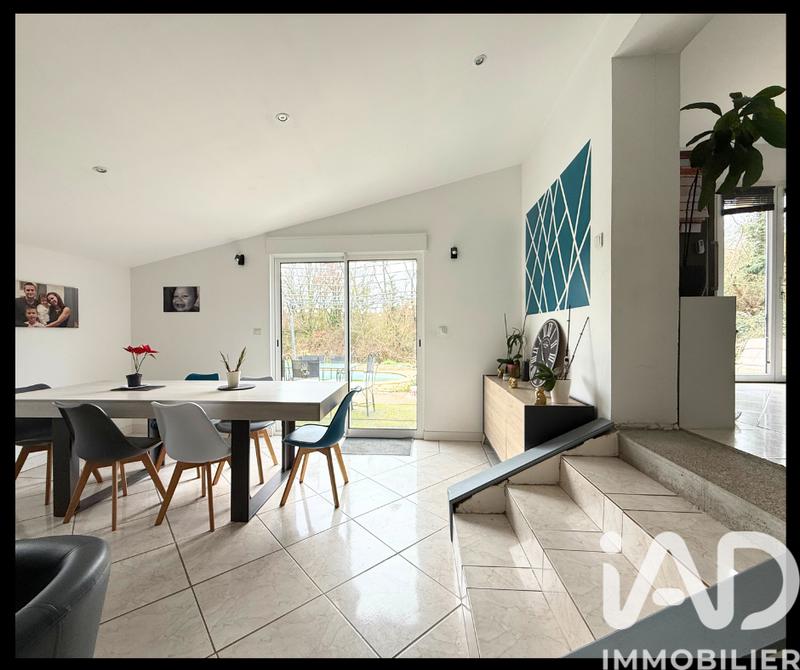 Maison - 146 m² - 5 pièces
