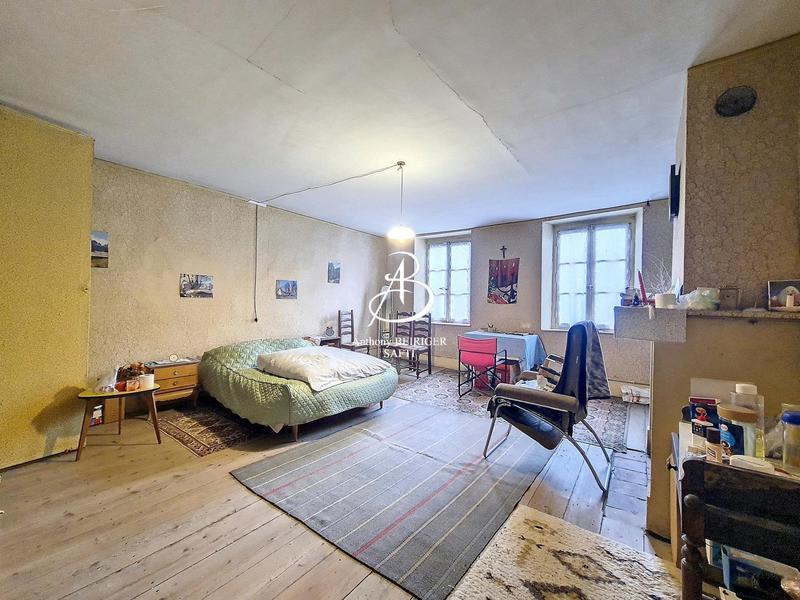 Maison - 390 m² - 10 pièces