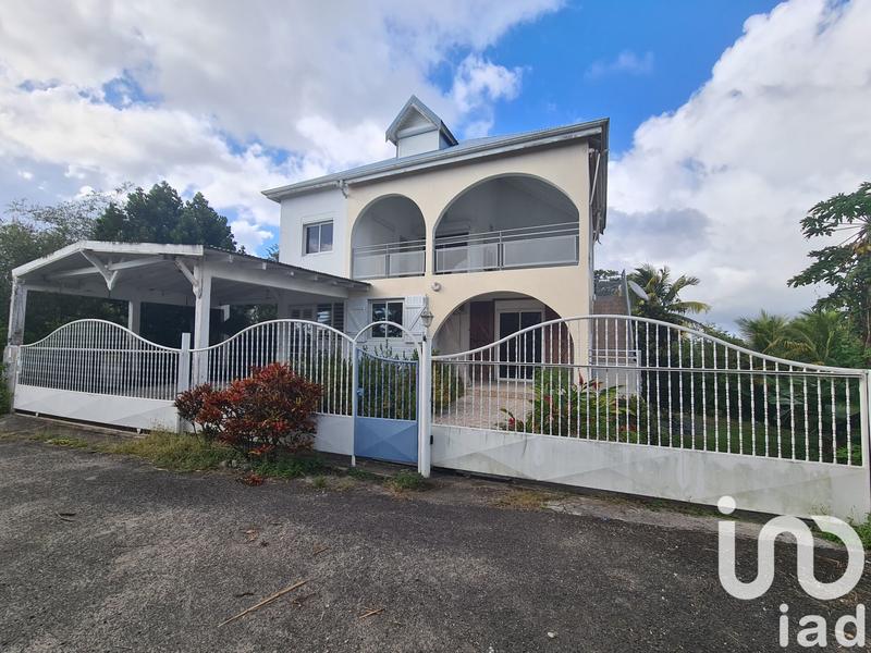 Maison - 180 m² - 5 pièces