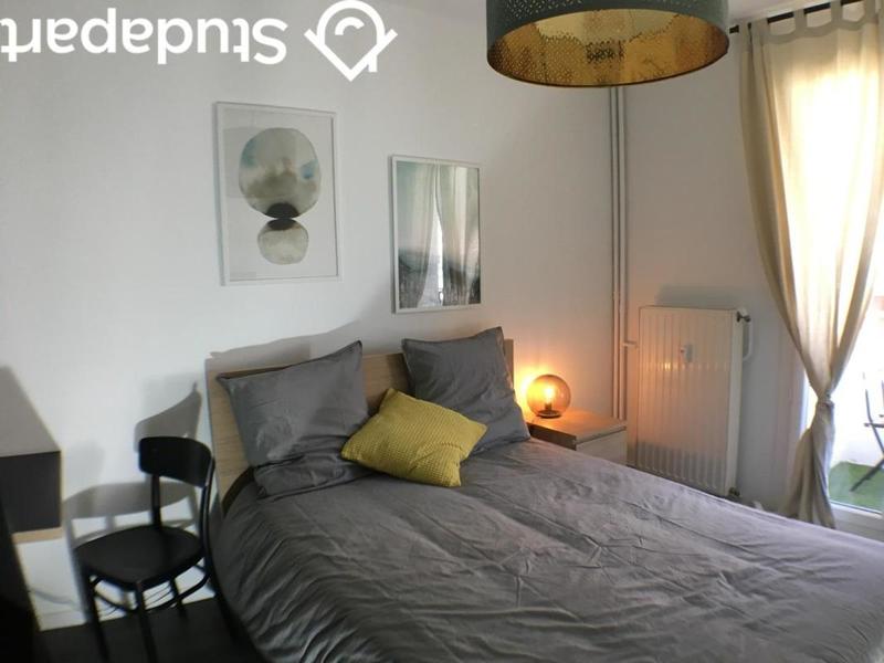 Chambre - 9 m² - 1 pièce