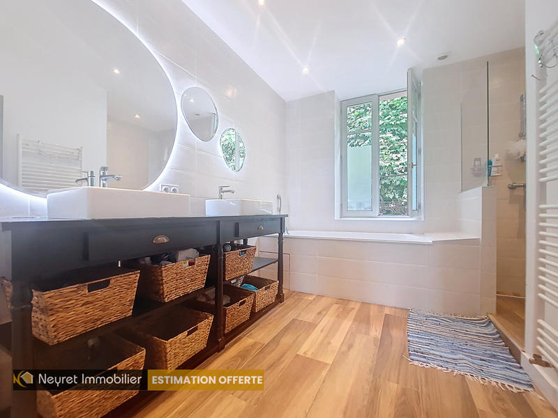 Maison de village - 170 m² - 6 pièces