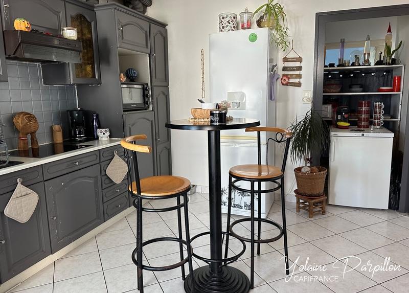 Maison - 175 m² - 13 pièces