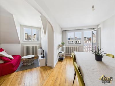 Appartement - 79 m² - 4 pièces