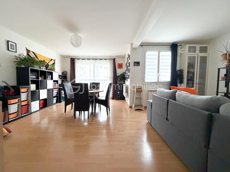 Appartement - 88 m² - 4 pièces