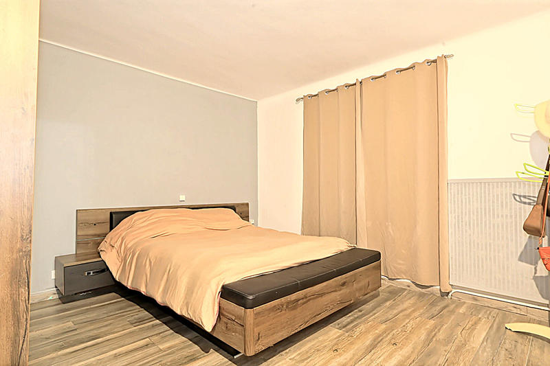 Appartement - 115 m² - 5 pièces