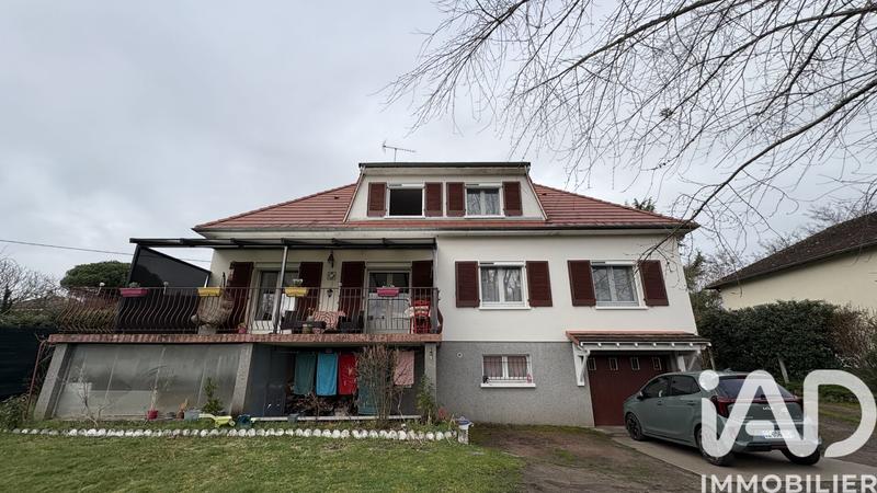 Maison de village - 141 m² - 8 pièces