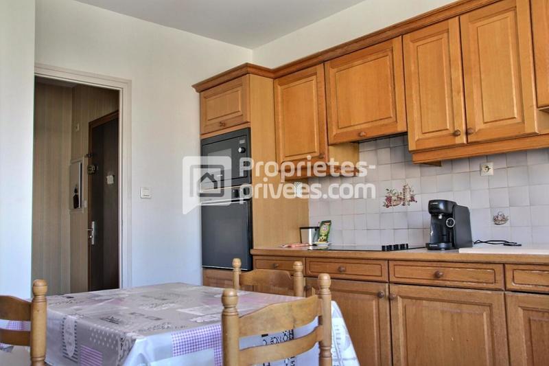 Appartement - 80 m² - 4 pièces