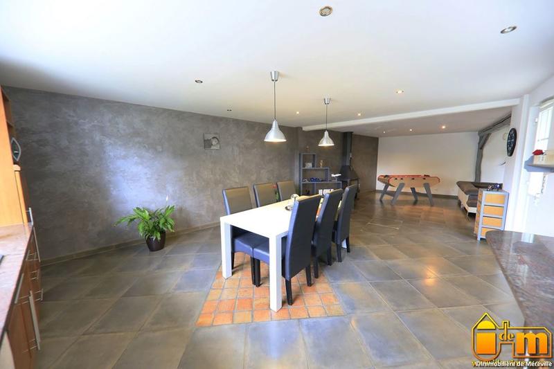 Maison - 138 m² - 6 pièces