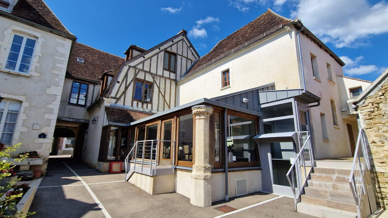 Fonds de commerce - 1 400 m²