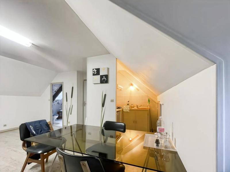 Maison - 205 m² - 6 pièces