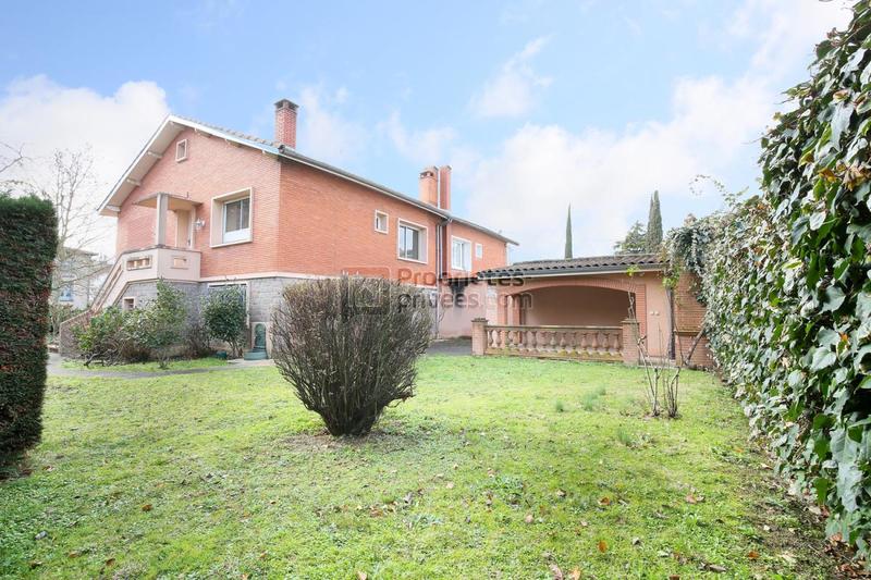 Maison - 121 m² - 4 pièces