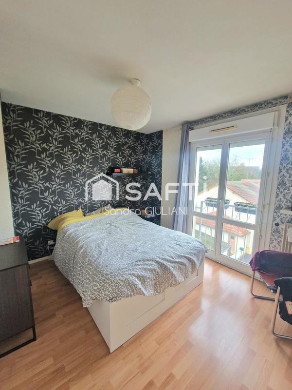 Appartement - 80 m² - 4 pièces