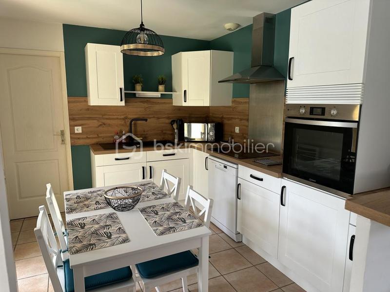 Maison - 92 m² - 4 pièces