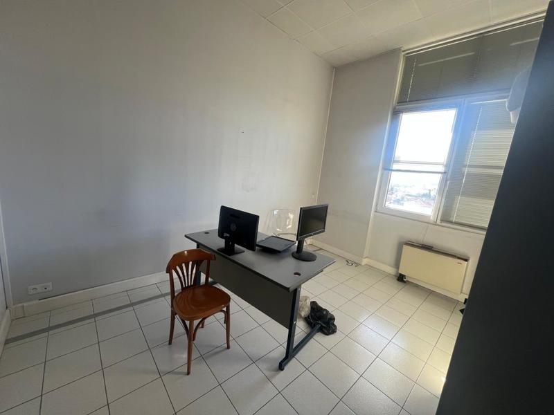 Bureau - 207 m²