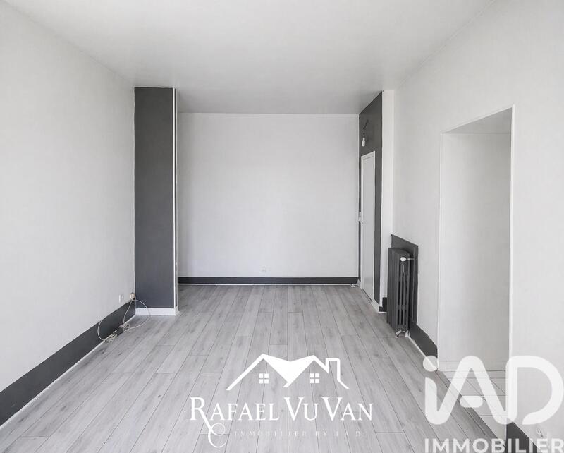 Studio - 25 m² - 1 pièce