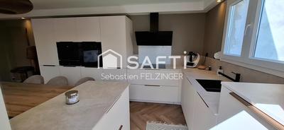 Maison - 140 m² - 8 pièces