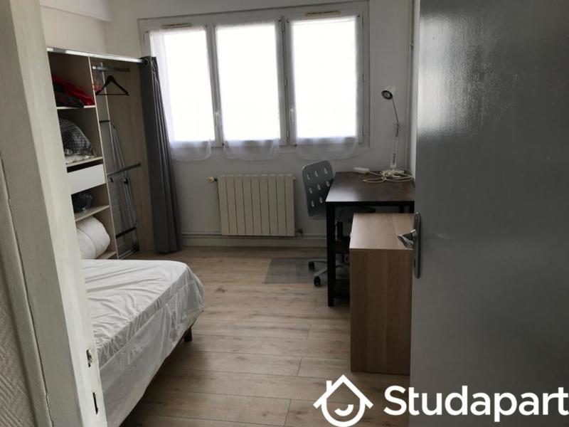 Chambre - 11 m² - 1 pièce