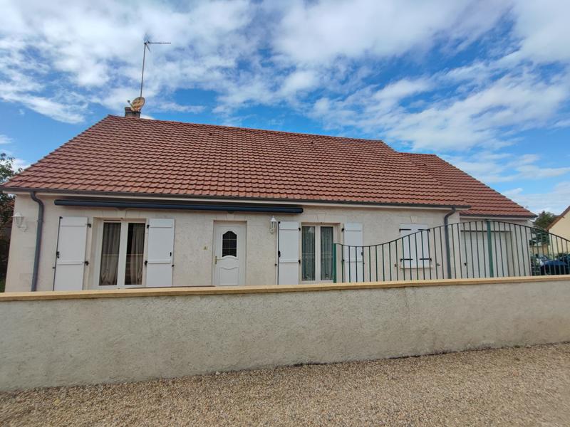 Maison - 93 m² - 5 pièces