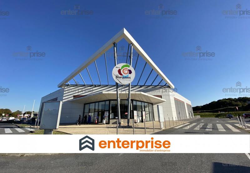 Local commercial - 210 m²