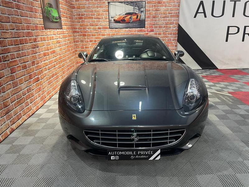 Ferrari California V8