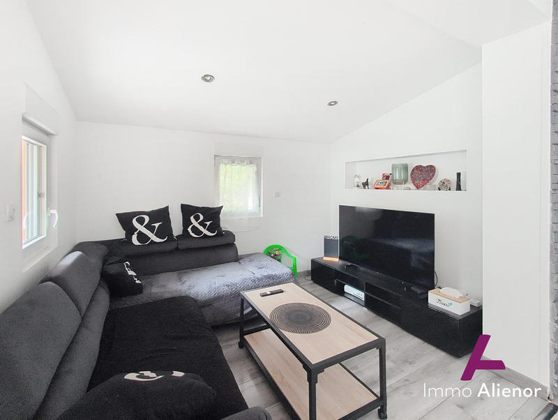 Maison - 98 m² - 4 pièces