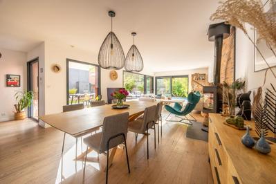 Maison - 170 m² - 6 pièces