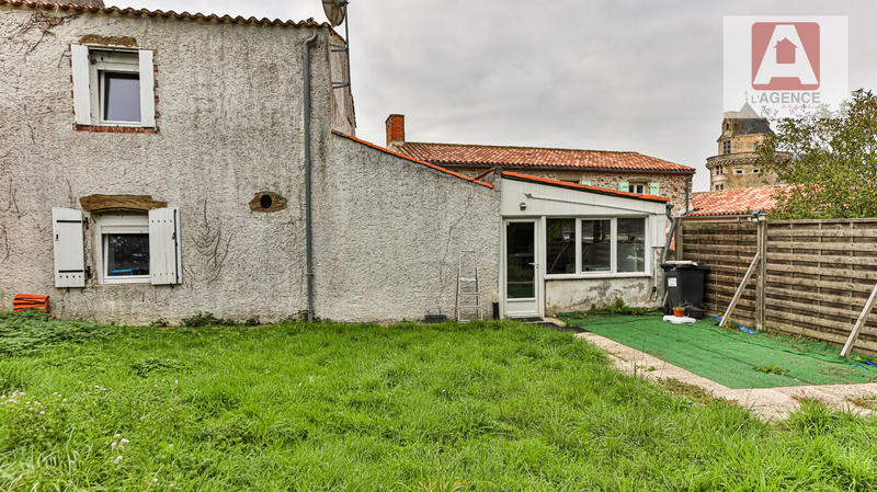 Maison - 84 m² - 5 pièces