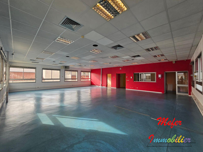Bureau - 420 m²