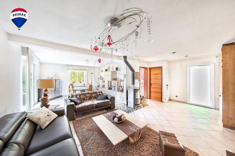 Maison - 162 m² - 7 pièces