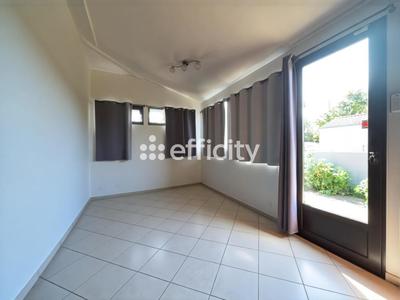 Maison - 192 m² - 5 pièces