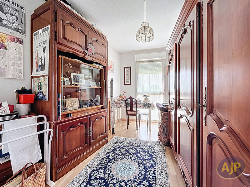 Appartement - 84 m² - 4 pièces