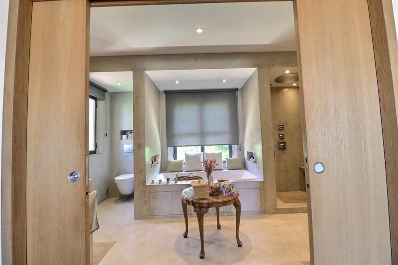 Villa - 385 m² - 7 pièces