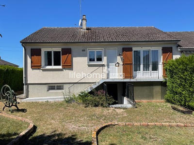 Maison traditionnelle - 80 m² - 4 pièces