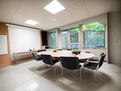 Bureau - 213 m²