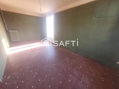 Maison - 81 m² - 5 pièces