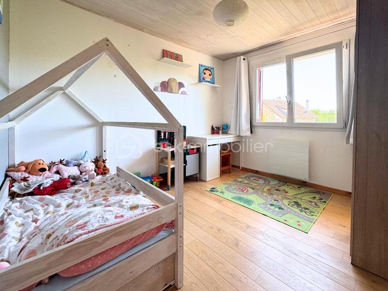 Maison - 146 m² - 8 pièces